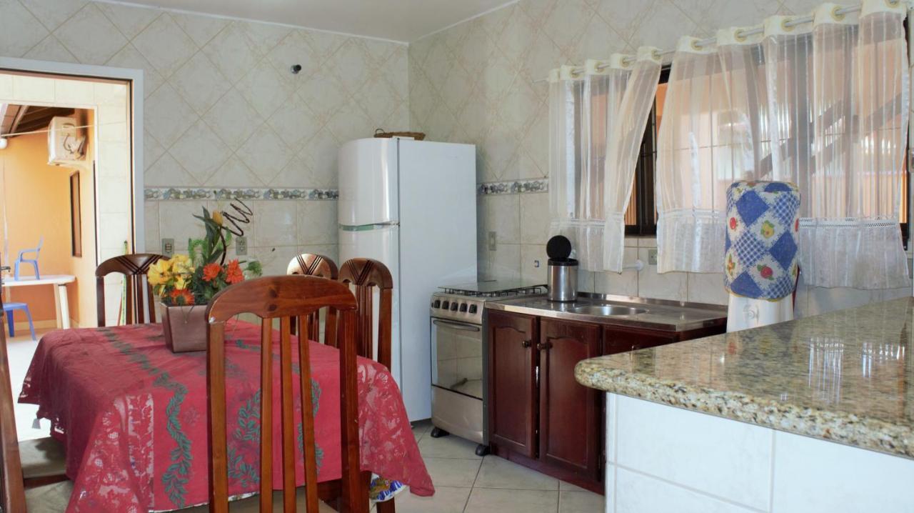 Villa Casa 02 Dorm Na Rua Salmao à Bombinhas Extérieur photo