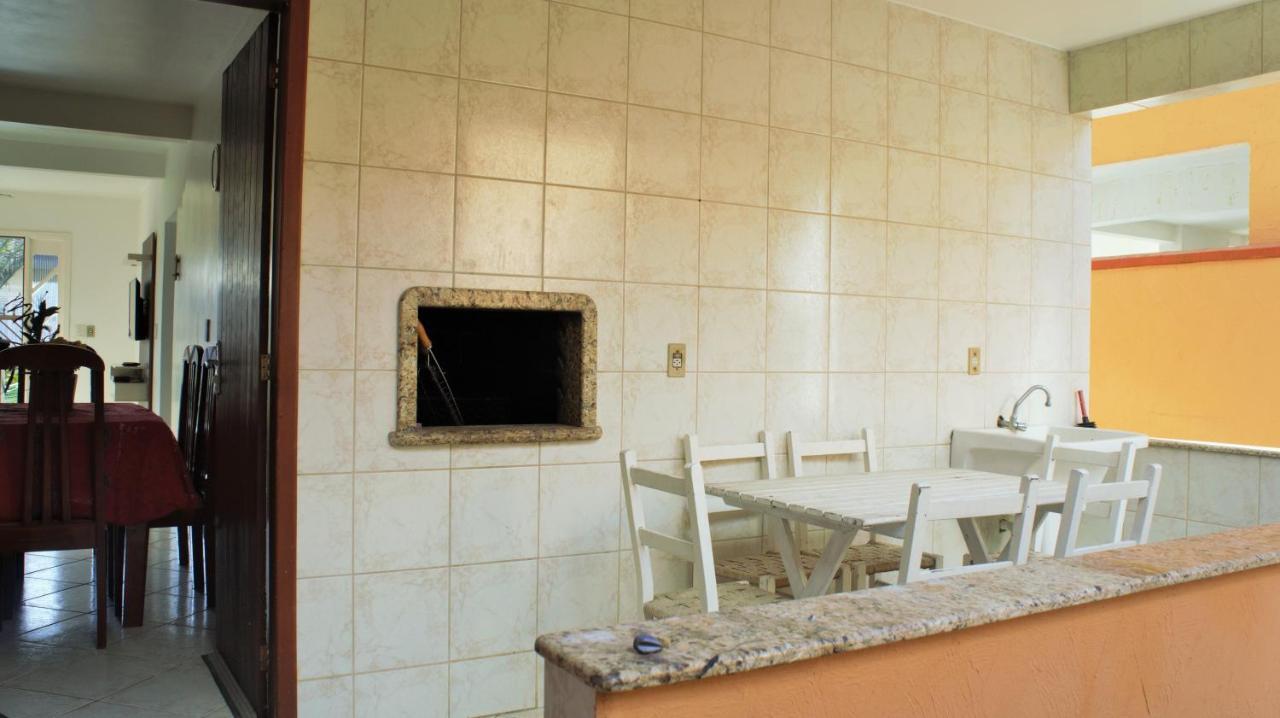 Villa Casa 02 Dorm Na Rua Salmao à Bombinhas Extérieur photo